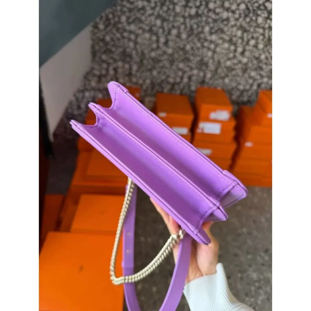 CHANEL brand color